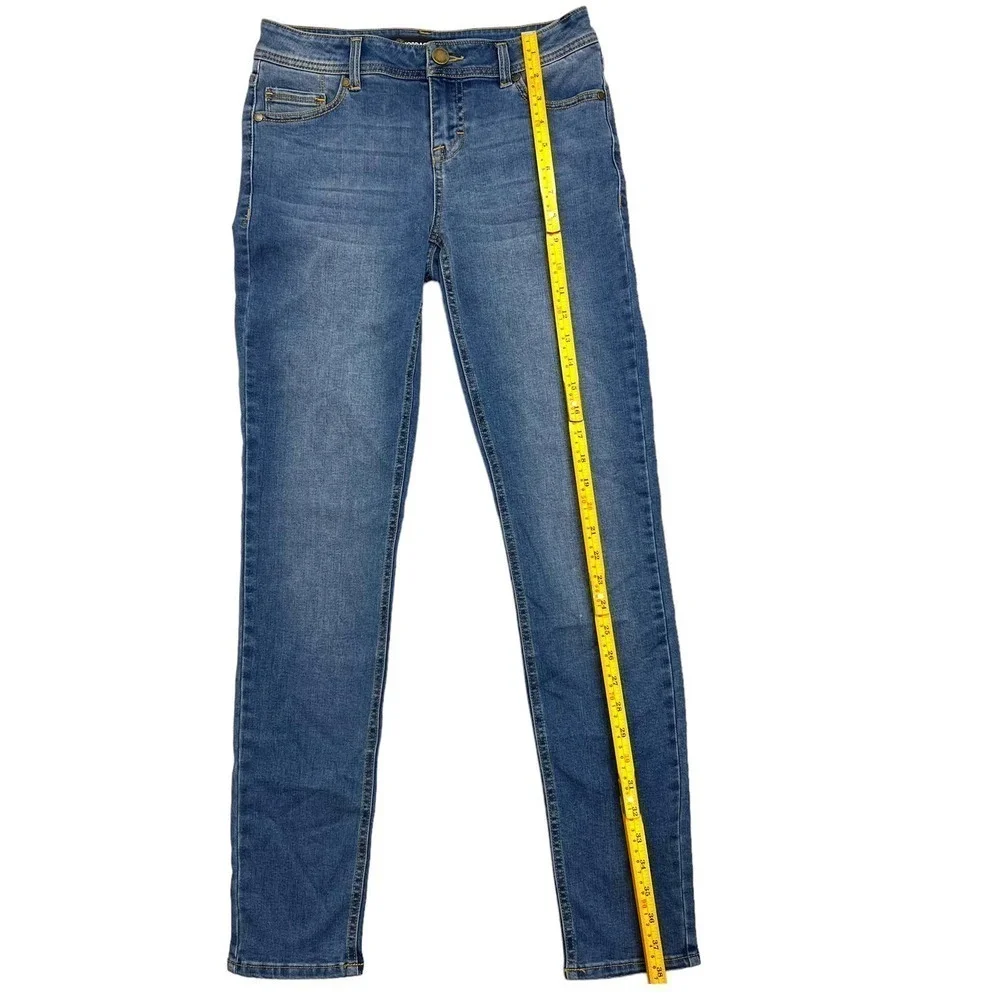 Jordache Light Wash Skinny Stretch Jeans Size 2